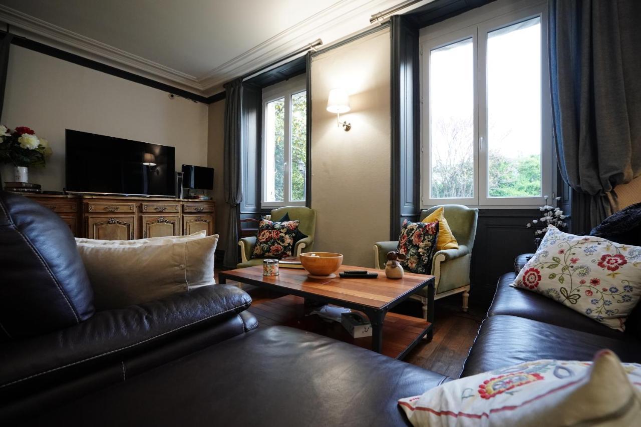Château de Champblanc Cherves-de-Cognac Extérieur photo
